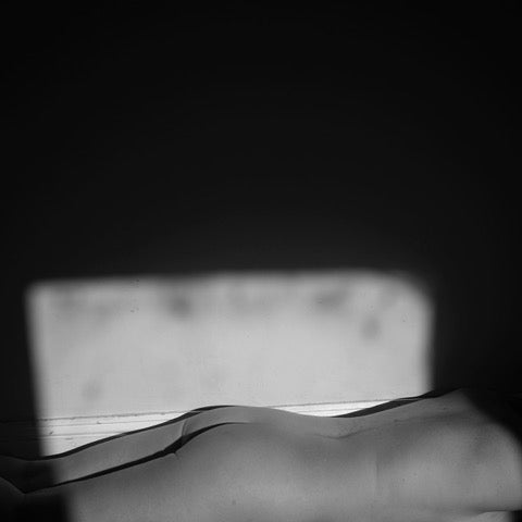 FEMALE NUDE